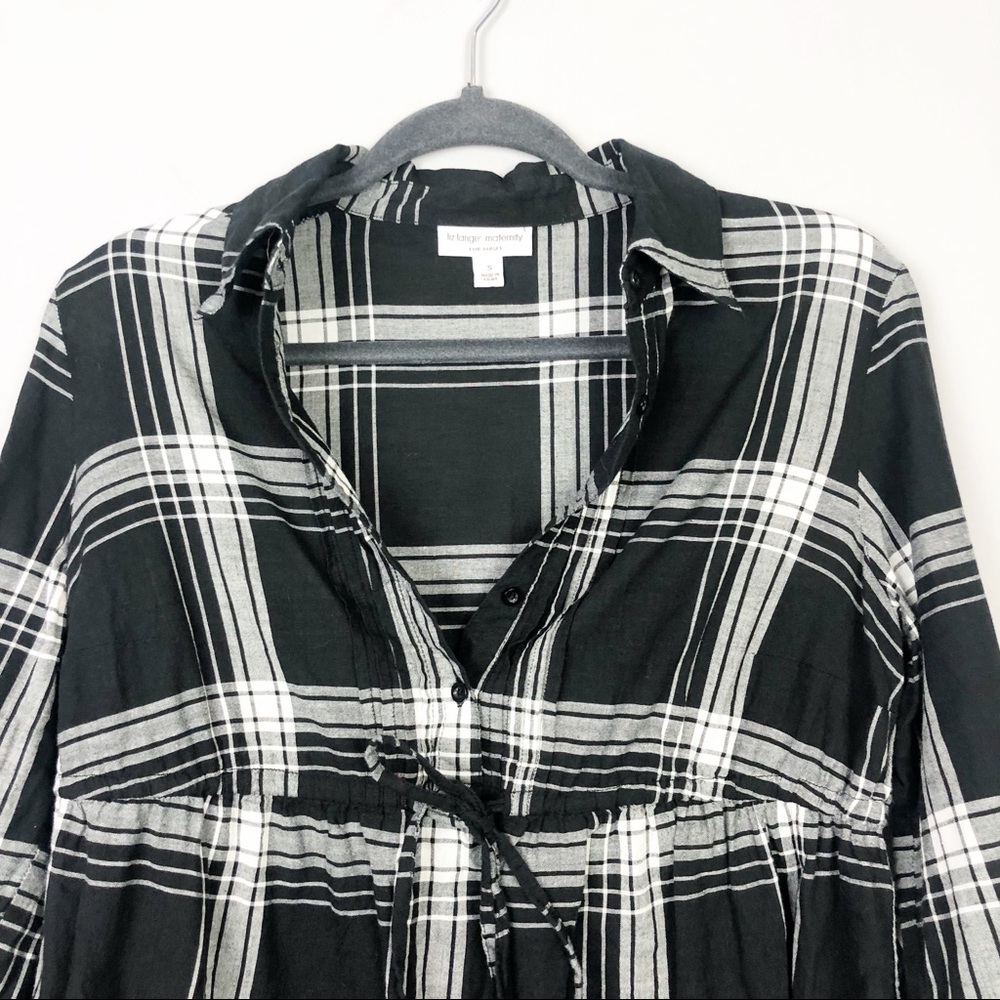 Liz Lange Black & White Maternity Top - Picture 3 of 6